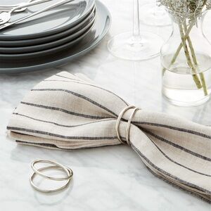 Aria silver napkin rings